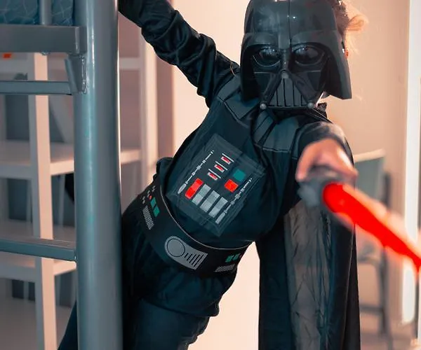 The Red Jedi Daire Lisboa